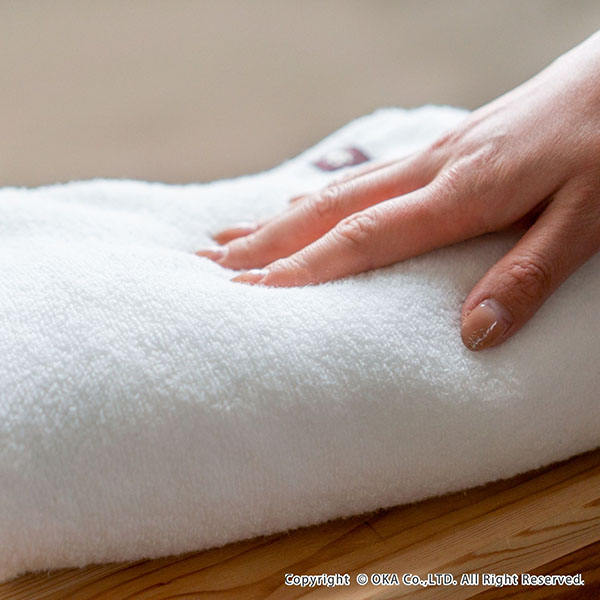 Imabari 棉花糖觸感 PLYSwill 面巾，約 34 x 77 公分（可愛嬰兒禮物，簡約時尚，蓬鬆柔軟，吸水性強，色彩鮮豔的運動毛巾，美國製造，100% 純棉，適合敏感肌膚，可持續，日本製造）