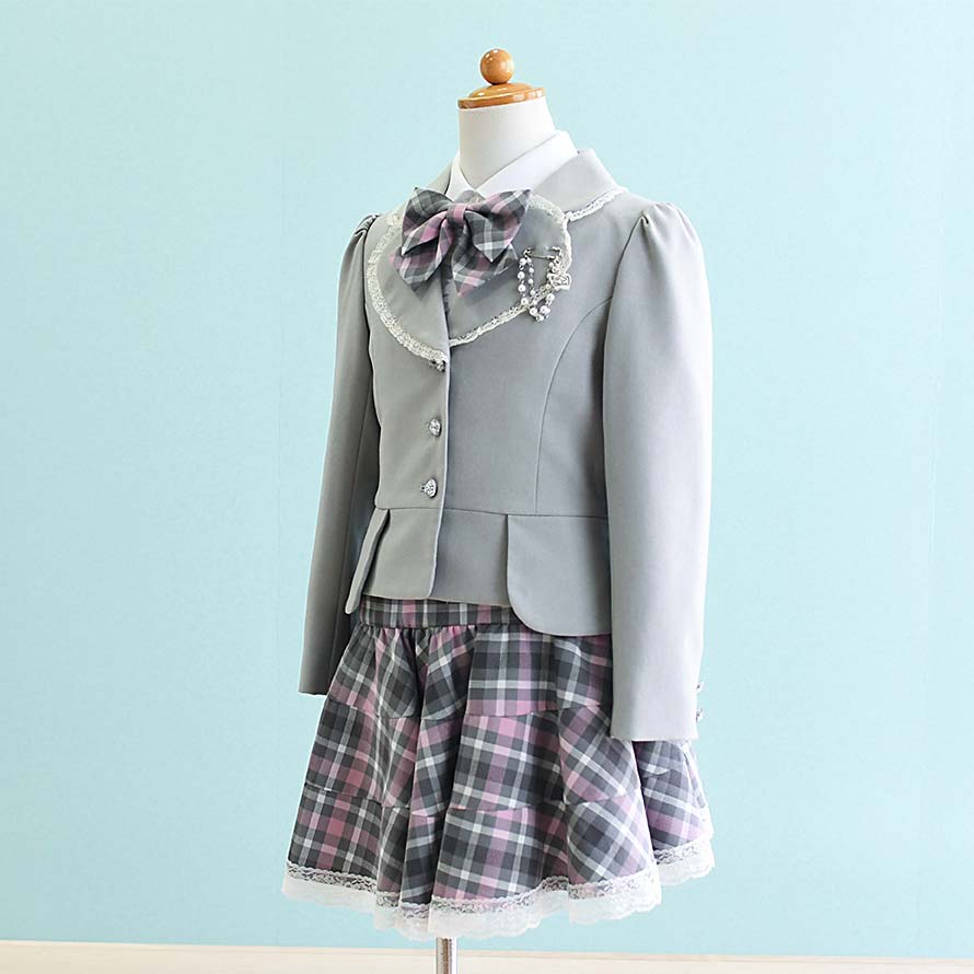 Lili Lundi120 入学式　卒園式　七五三　結婚式　フォーマル　女の子 楽天市場】入学式 スーツ 女の子 120 卒園式 子供服 女の子