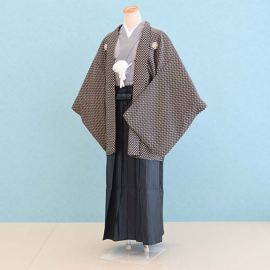 【レンタル】小学生 袴 レンタル 男の子【JB0005】【こげ茶×グレー|黒/縞】【12歳~13歳】卒業式/ジュニア袴/紋付袴/羽織袴/十三参り|東京レンタルいしょう 店