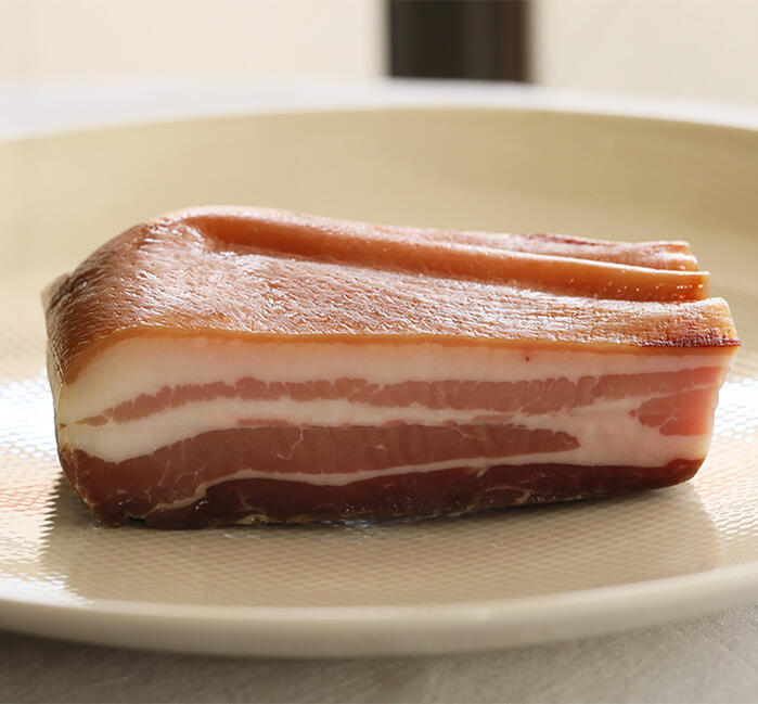 楽天市場 パンチェッタ アフミカータ 燻製 生ベーコン Pancetta イタリア産 お試しサイズ 約0 300g 550 100g当たり再計算 冷蔵品 東京468食材