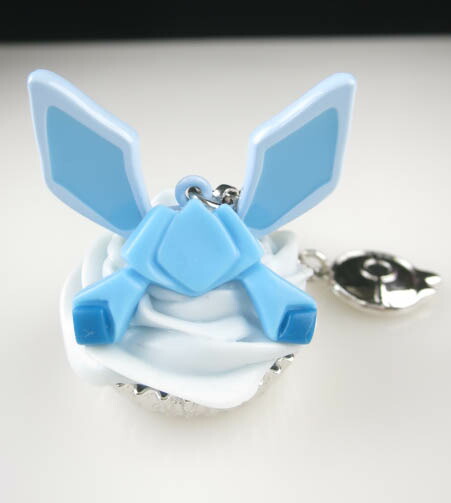 楽天市場 Q Pot ポケモン イーブイ グレイシア カップケーキ バッグチャーム キューポット ポケットモンスター Pokemon コラボ キーホルダー B 21 Tokyo Alice 楽天市場店