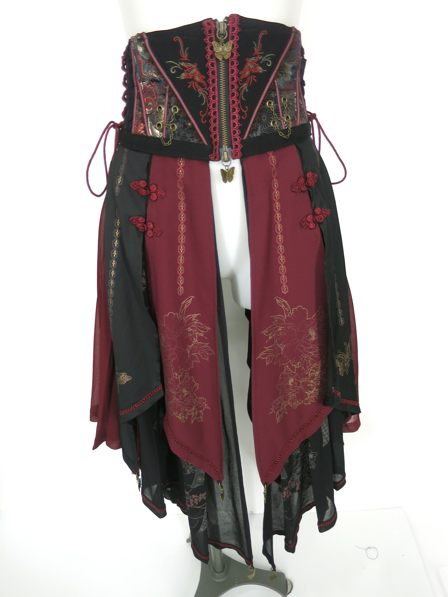 公*o様 ozz oneste スカート コルセットスカート 楽天市場】【中古】 OZZ ONESTE / 絢爛華天コルセットスカート