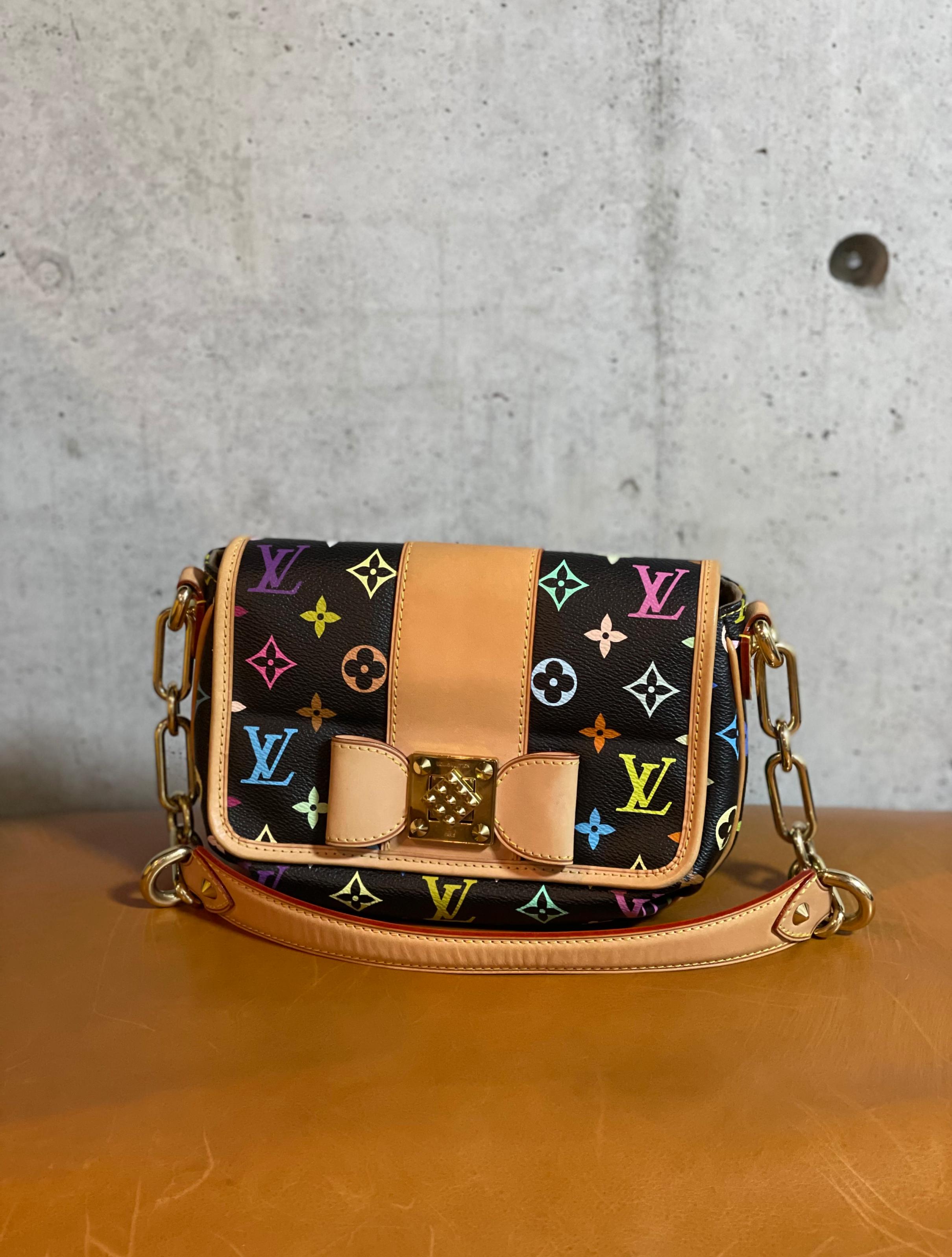 【極美品】 ルイヴィトン カップ カルヴィ M80028 ショルダー アボガニー 楽天市場】【中古】LOUIS VUITTON M80028 カルヴィ アボガニー