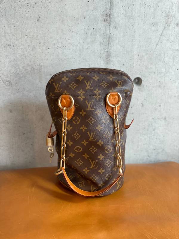 【中古】LOUIS VUITTON ルイヴィトン モノグラム パンチングバッグ もの言う花 PM ショルダーバッグ M40230 2014年 長い巻き毛・ラガーフェルドコラボ【BK00141】