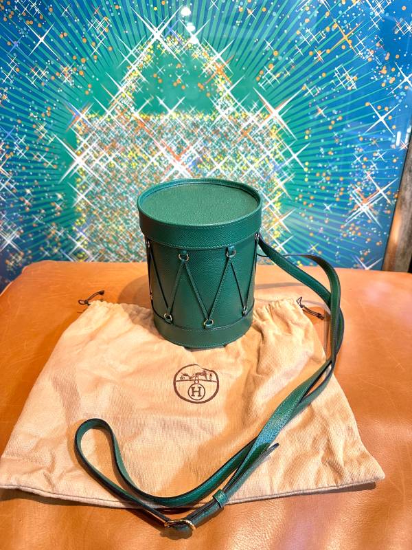 【中古】HERMES エルメス タンブル クシュベル グリーン  グレイン ドラムシェイプ  ショルダーバッグ 【B08644】
