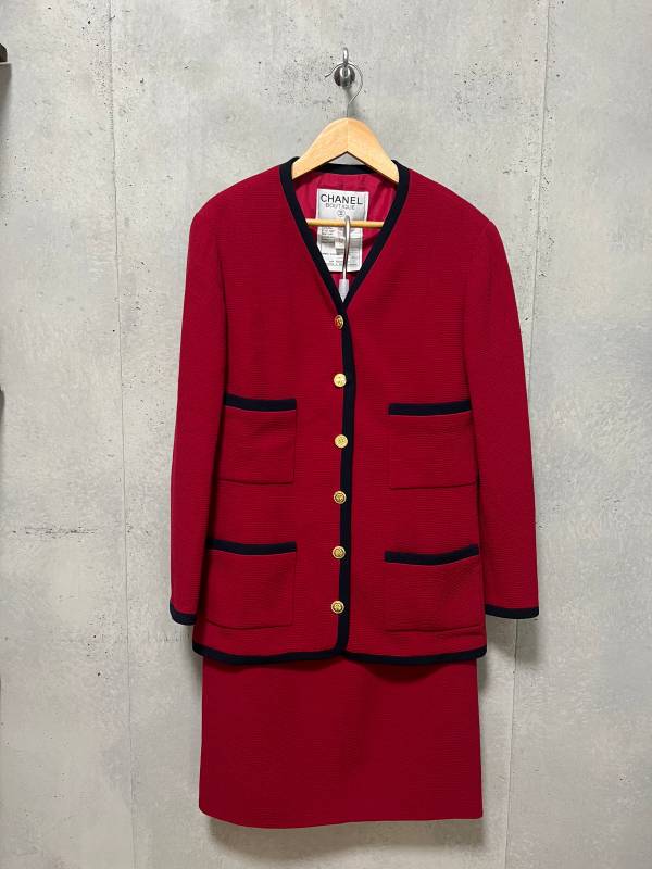 【中古】CHANEL シャネル ヴィンテージ 赤 セットアップ JK×SK 38大きさ【B08647】