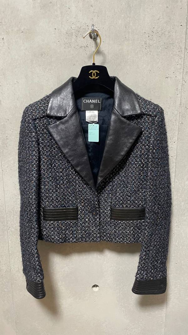 【中古】CHANEL シャネル 02A ツィード×なめし革 上衣×スコート セットアップ P19969W03063 【B08703】