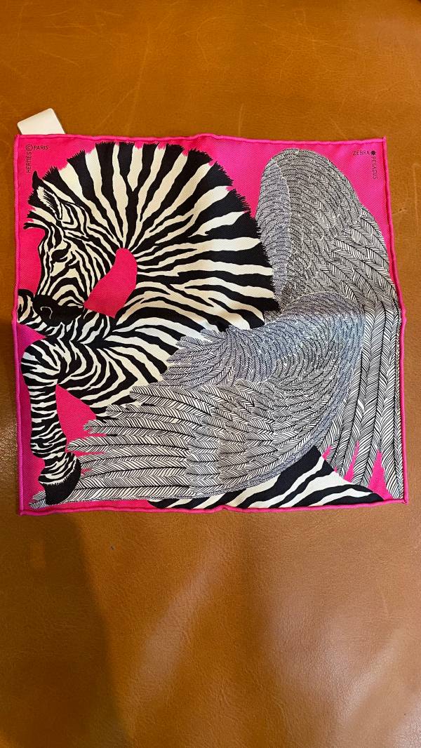 楽天市場】未使用級 HERMES エルメス カレ90 ゼブラ ペガサス ピンク