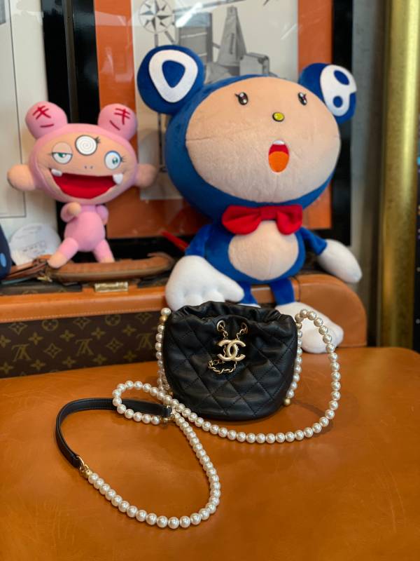 【中古】CHANEL シャネル マトラッセ チェーン店ショルダーバッグ 黒いこと フェイクパール 印判有 【LVU2025010104】 ショルダーバッグ・メッセンジャーバッグ-バッグ・小物・ブランド雑貨