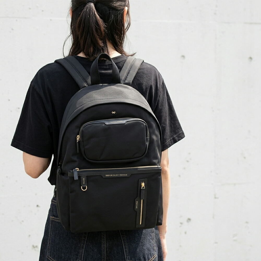 アニヤハインドマーチ ANYA HINDMARCH リュックサック ブラック MULTI POCKET BACKPACK マルチポケットバックパック 5050925193443 BLACK [2026AW]｜GRANDE TOKYO