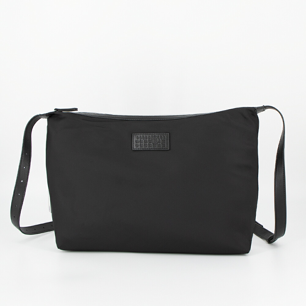 エムエムシックスメゾンマルジェラ MM6 MAISON MARGIELA ショルダーバッグ ブラック NUMERIC NYLON CROSSBODY ナイロンクロスボディ SB6WG0024 P9062 T8013 BLACK [2026AW]｜GRANDE TOKYO 32,370円