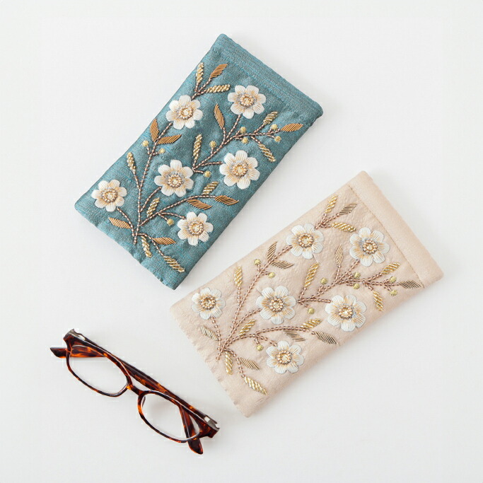 【リネン刺繍　ゆくゆく様オーダー専用ページ】マルチクロス　メガネケース リネン刺繍 ゆくゆく様オーダー専用ページ】マルチクロス メガネ