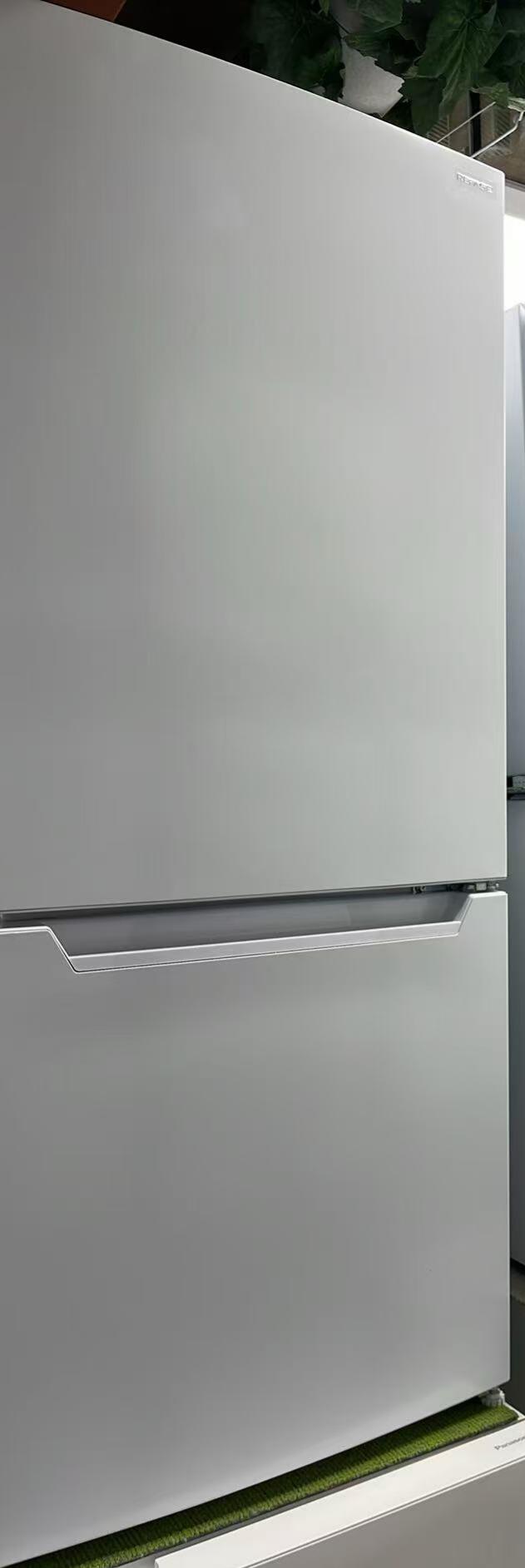 ■2025年製YRZ-C12L直冷式 一人暮らし 単身用 白いこと 117L 2部屋の入り口電気冷蔵庫 ヤマダ電機真似形 日本の首都都23区貨物輸送無料 中古電気冷蔵庫 中古家電 冷蔵庫-家電