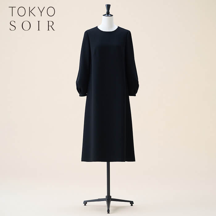 喪服 ワンピース レディース ブラックフォーマル 漆黒 Aライン 東京ソワール シンプル おしゃれ 女性 婦人 おしゃれ 礼服 葬式 通夜 お盆 告別式 お別れの会 夏 卒業式 冠婚葬祭 ノーカラー 半袖 20代 30代 40代 50代 体型カバー ウォッシャブル 洗える 7401100-00 28,908円