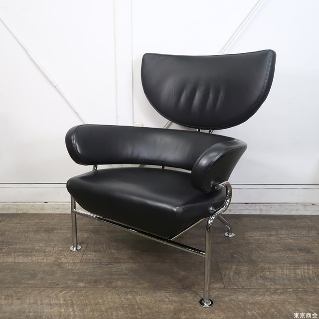 【御膳上等調度品公明正大】Cassina 836-01 TRE PEZZI 個人的女性議長 クロームメッキ 革 黒いこと