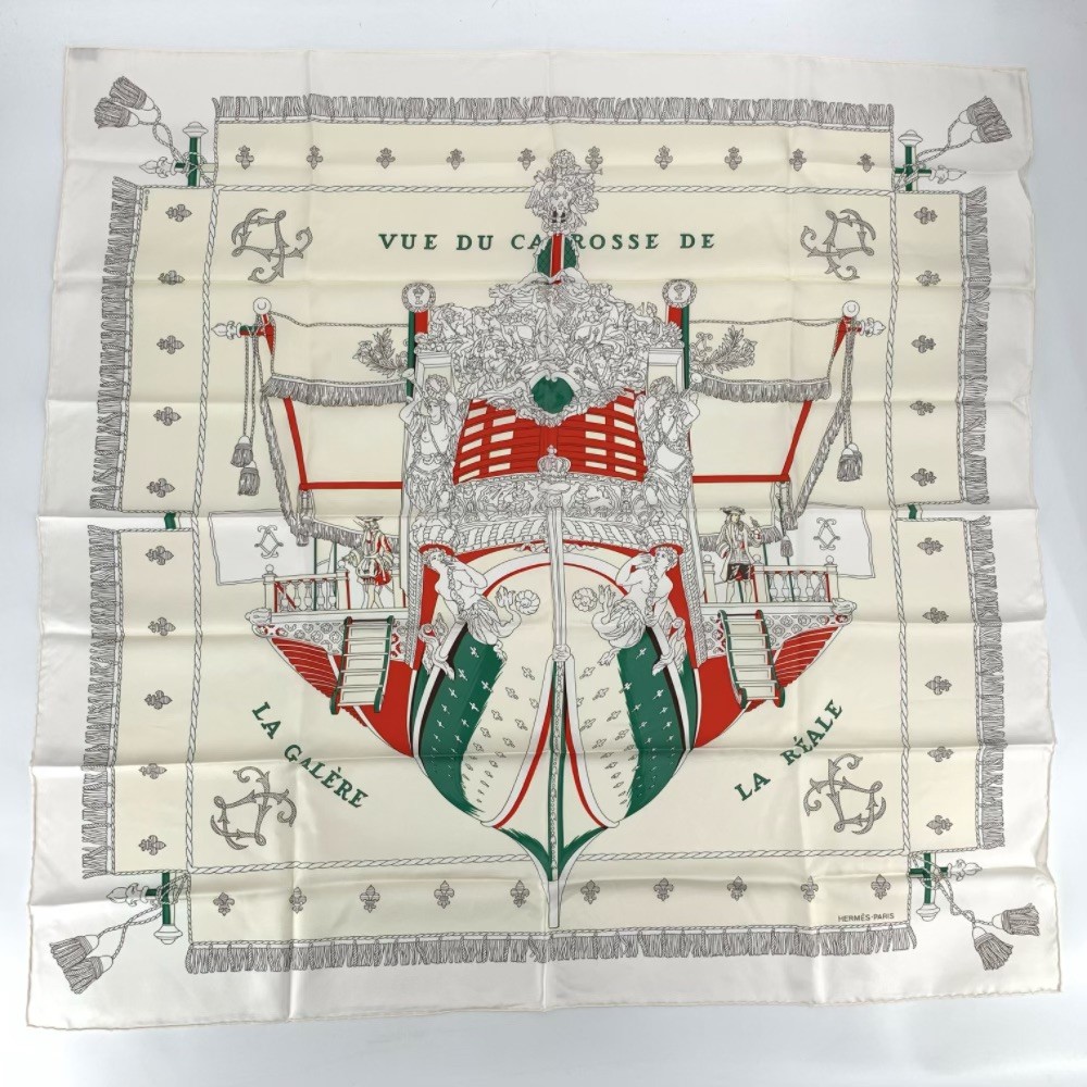 美品 HERMES エルメス カレ90 VUE DU CARROSSE DE LA GALERE LA REALE クイーンの戴冠式 ホワイト スカーフ|Tokyo Vintage Brand