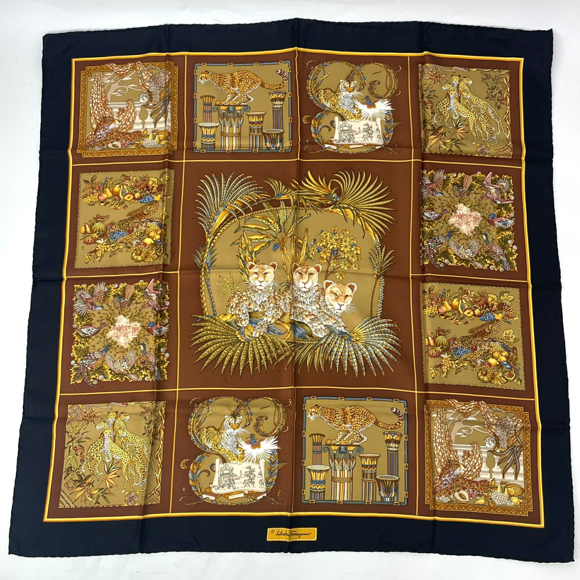 新品未使用 サルバトーレフェラガモ 多様な模様のスカーフ サルバトーレフェラガモ スカーフ の買取実績【ブランディア