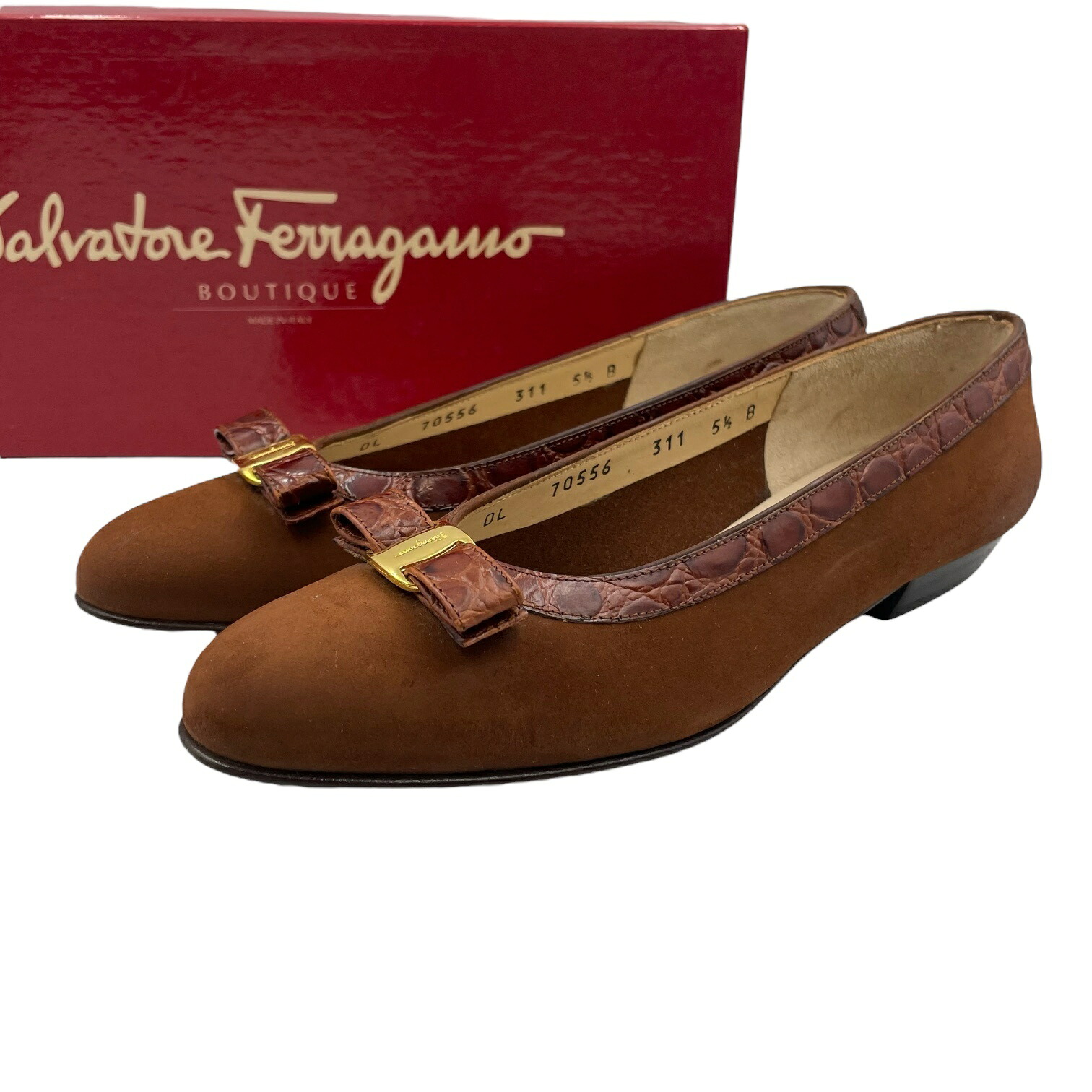 未当て嵌める品 Salvatore Ferragamo フェラガモ パンプス スウェード シュロの葉付き添い人 赤銅色 大きさ35.5B 箱付き添い人