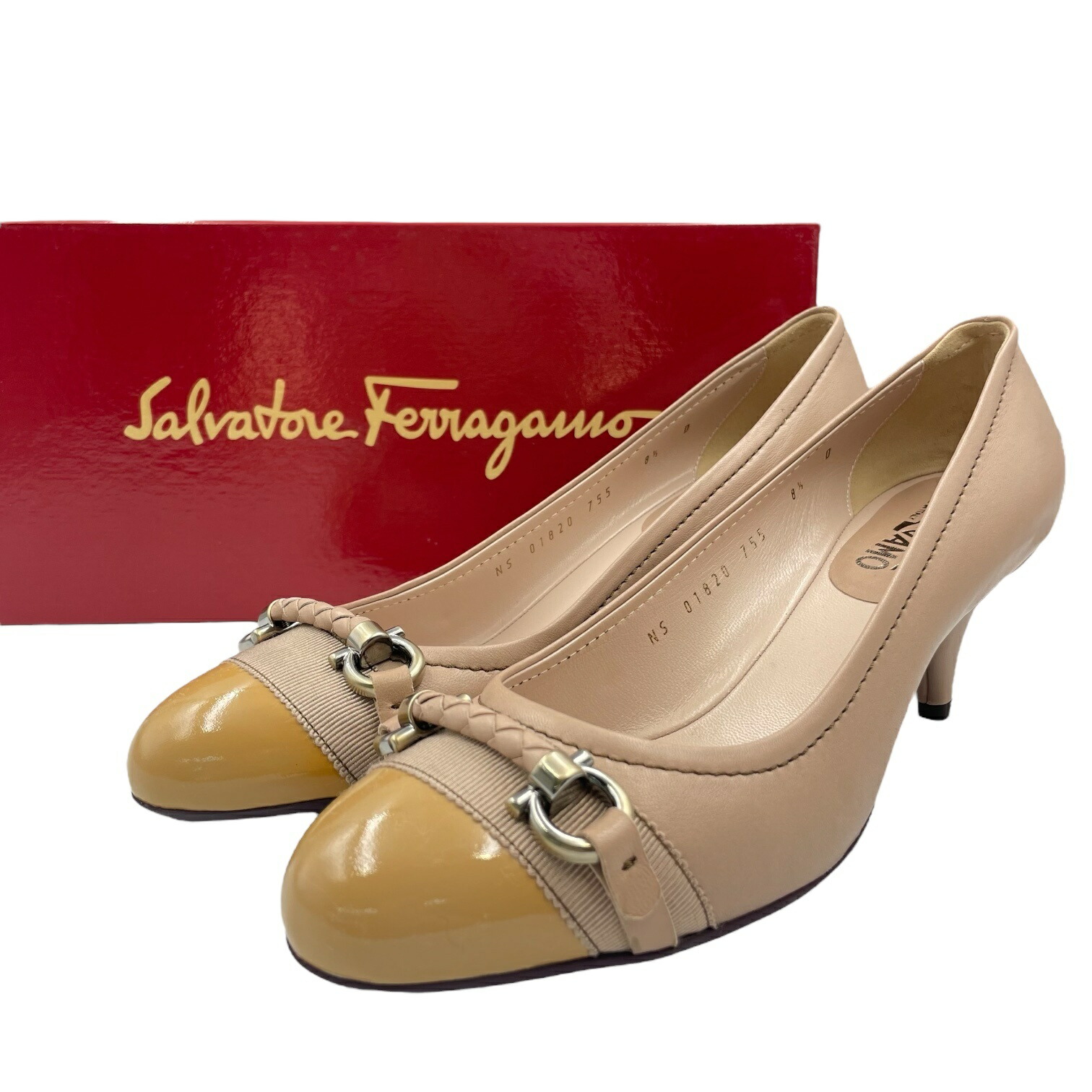 未当て嵌める品 Salvatore Ferragamo フェラガモ パンプス なめし革 ベージュサクラ色 ロゴタイプ付き添い人 大きさ38.5D 箱付き添い人