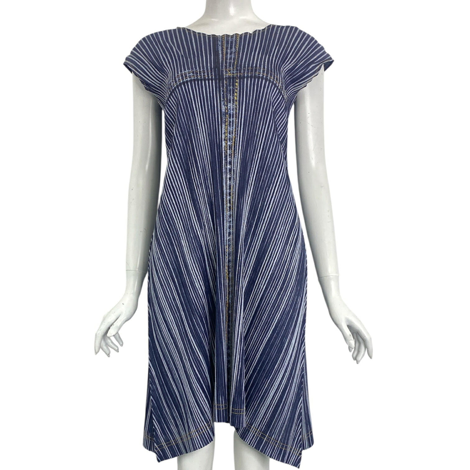新品負けず劣らず ISSEY MIYAKE イッセイミヤケ PLEATS PLEASE 筋目プリーズ 衣装 ジーンズ青写真 ロング 青色 大きさ3