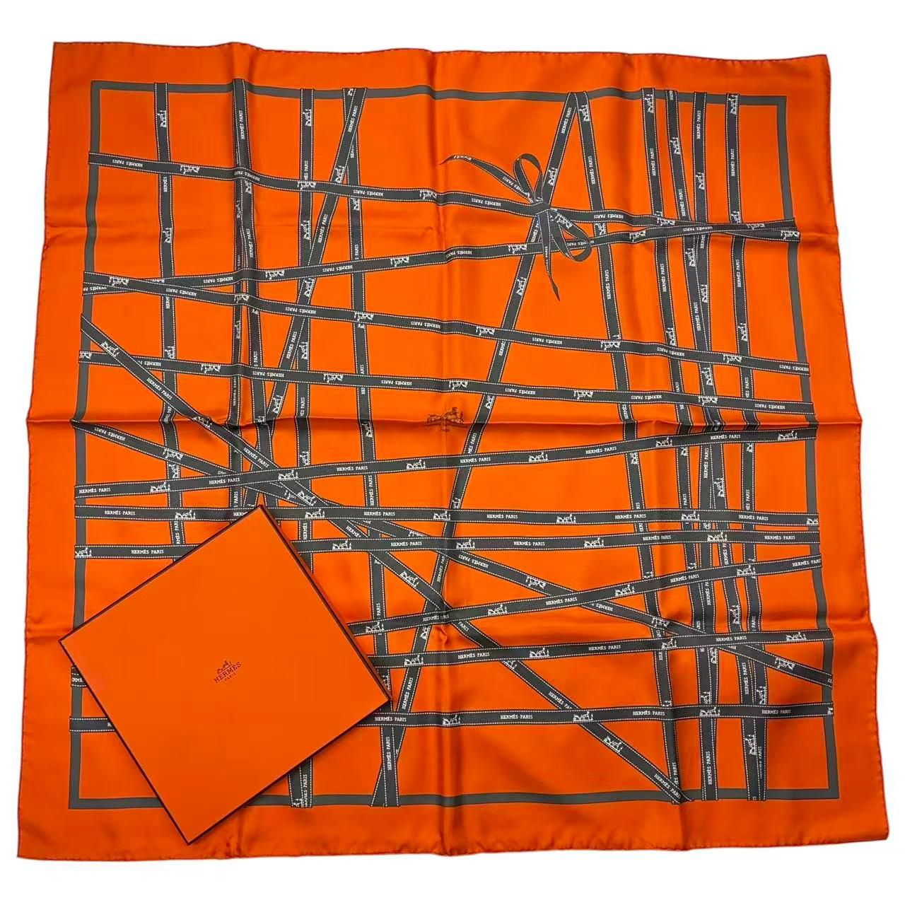 新品負けず劣らず HERMES エルメス えり巻き カレ90 地絹 ボルデュック シュロの葉柄 BOLDUC オレンジ色 箱付き添い人