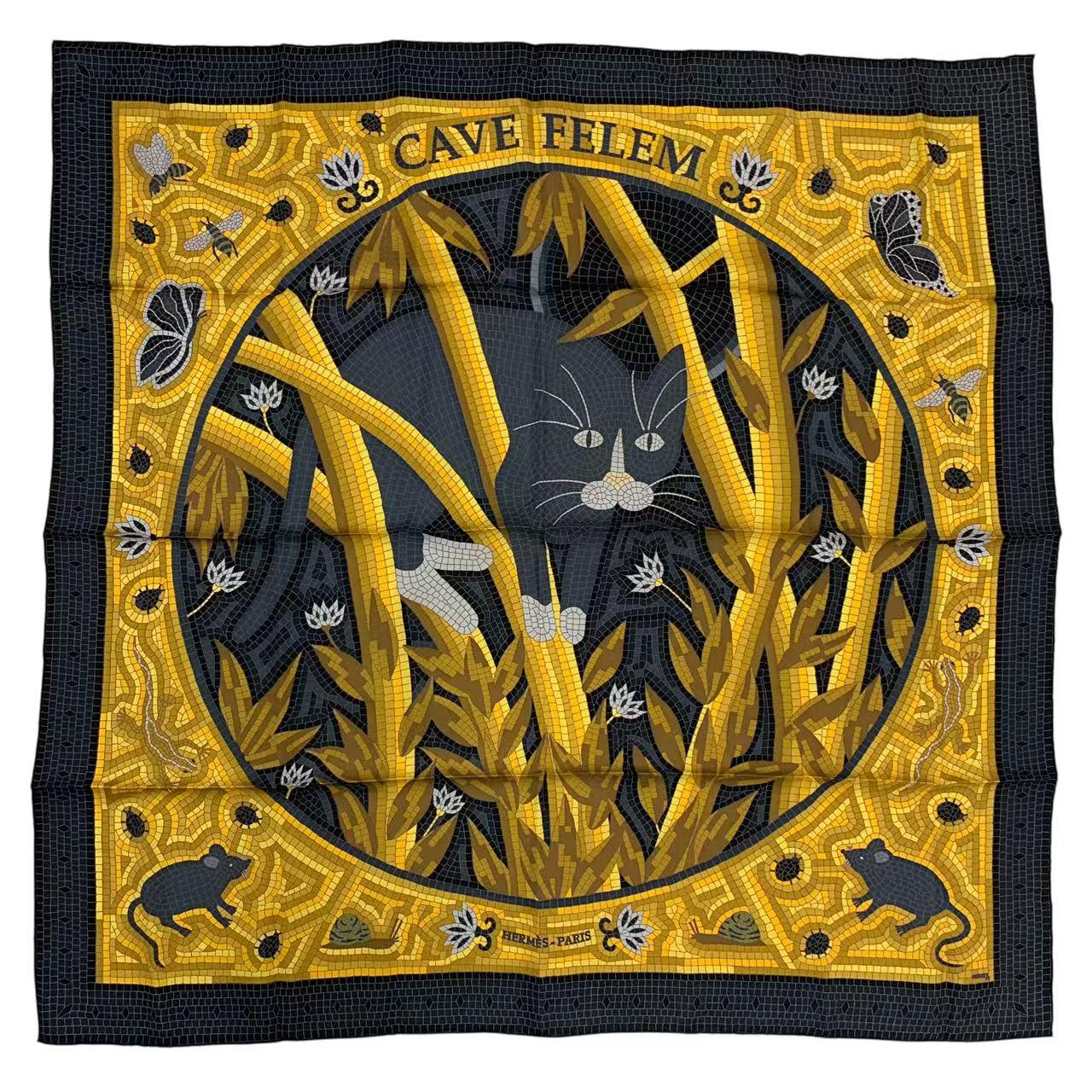 美品 HERMES エルメス カレ90 CAVE FELEM 猫に忠告の言葉 ゴールド×ブッラン えり巻き 地絹100％