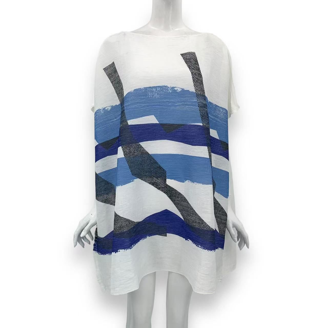 未使用品 me ISSEY MIYAKE ミー イッセイミヤケ ワンピース 総柄 ブルー ｘ ホワイト｜Tokyo Vintage Brand