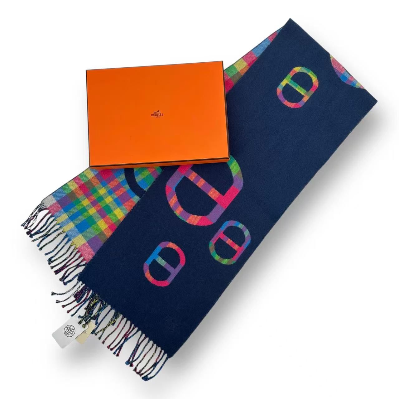 未当て嵌める品 HERMES エルメス えり巻き 袈裟 マルチ色つや カシミール シェーヌダンクル 箱付き添い人