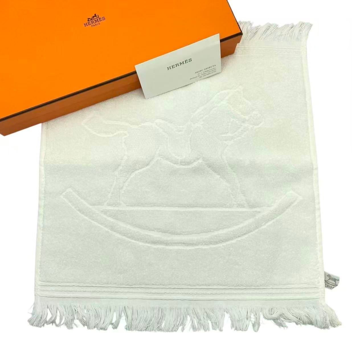 未当て嵌める品 HERMES エルメス 馬刺しゅう 西洋手ぬぐい汗手拭い 白いこと 35x35糎