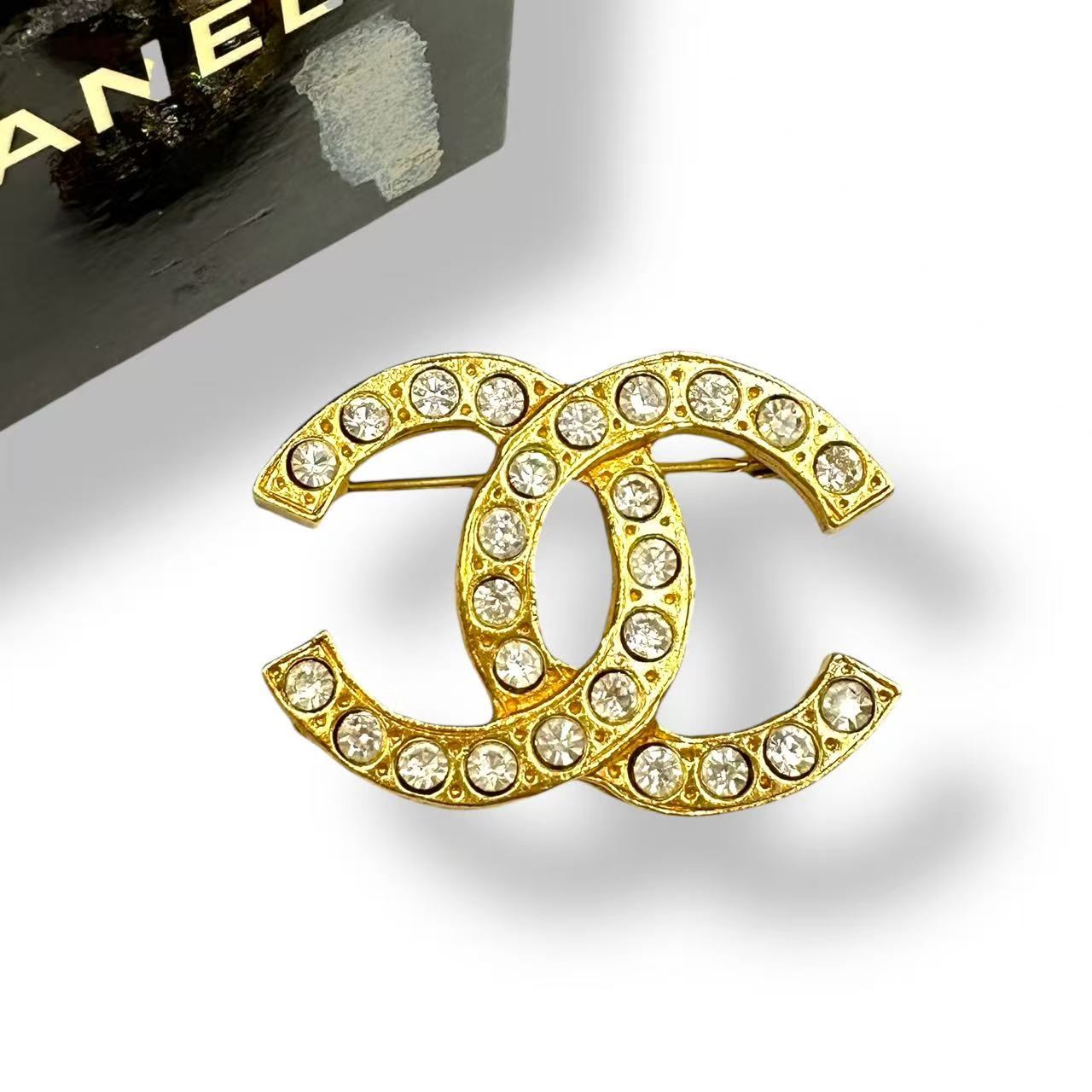極美品 CHANEL シャネル ブローチ ラインストーン ココマーク ゴールドカラー 箱付き|Tokyo Vintage Brand