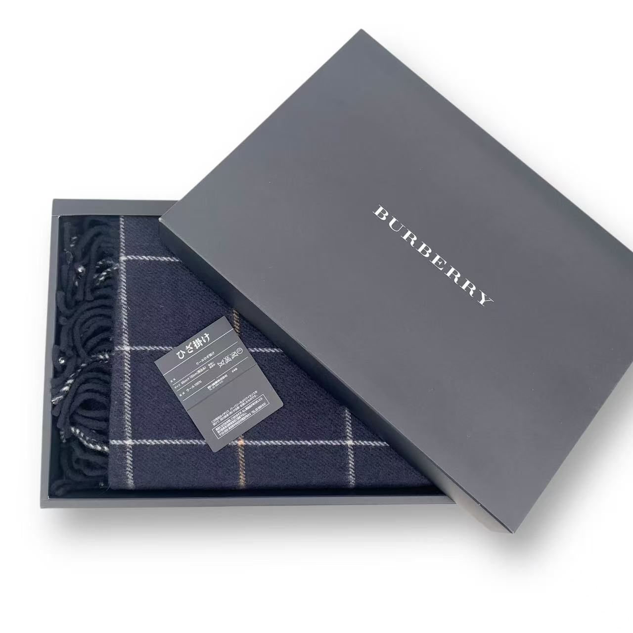未当て嵌める品 BURBERRY バーバリー ひざ掛け 羊毛  米国海軍 照合のしるし 箱付き添い人