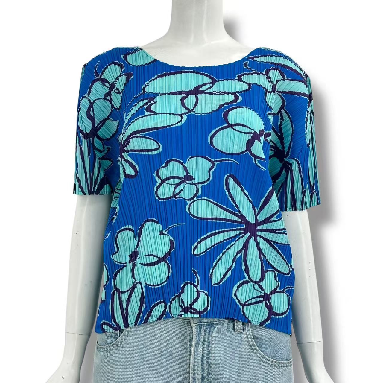 極美品 ISSEY MIYAKE イッセイミヤケ PLEATS PLEASE 筋目プリーズ トップス カットソー 花柄 青色 大いさ3 レディースファッション-Tシャツ・カットソー
