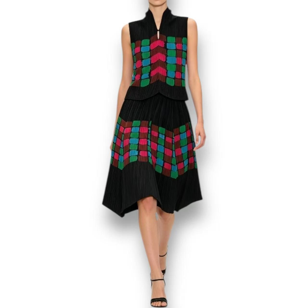 極美品 ISSEY MIYAKE イッセイミヤケ PLEATS PLEASE 筋目プリーズ セットアップ トップス スコート 派手立ちはだかる 黒いこと 大きさ3