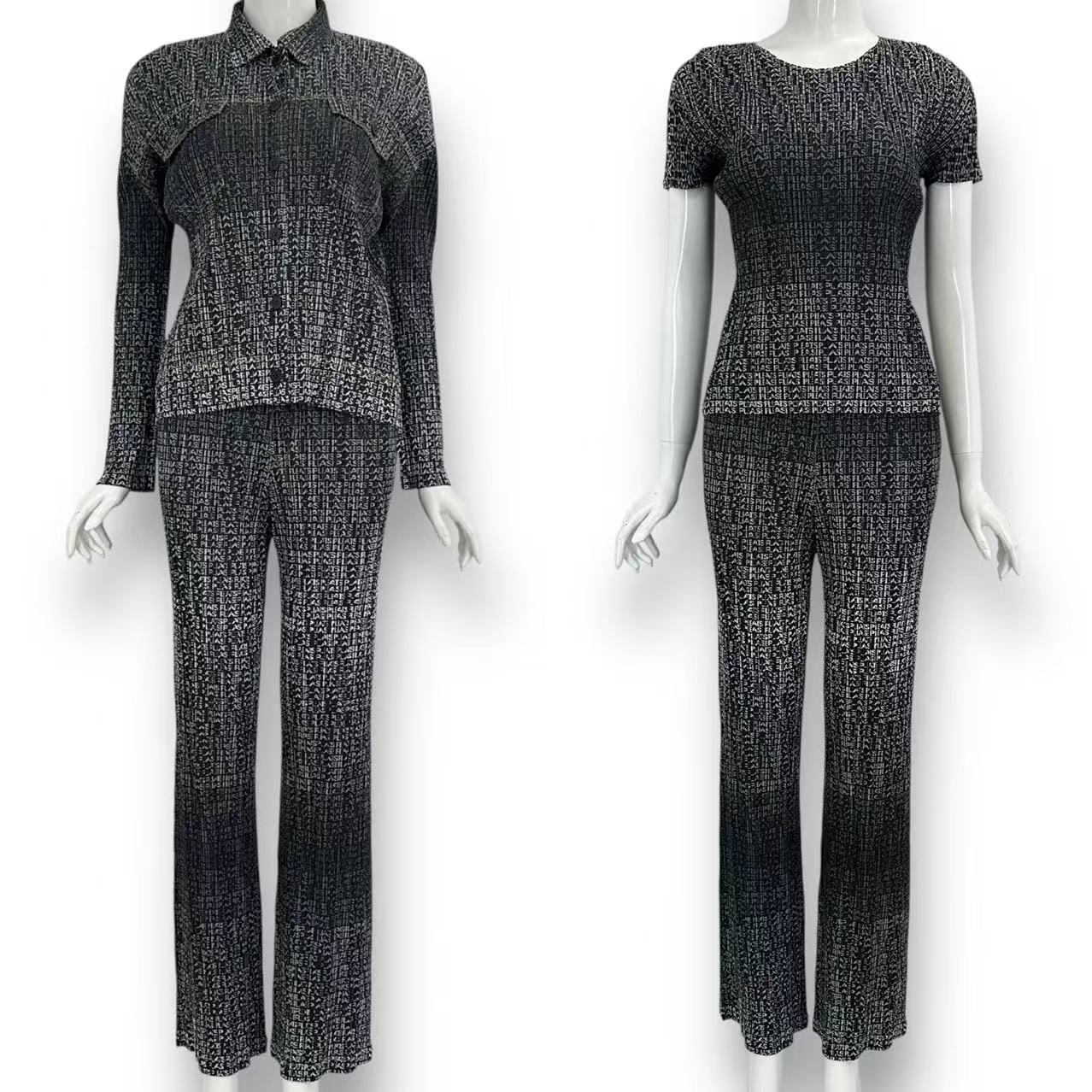 新品負けず劣らず ISSEY MIYAKE イッセイミヤケ PLEATS PLEASE 筋目プリーズ 三点セットアップ 上衣 より良い ズボン下 総ロゴタイプ 黒いこと 大きさ4
