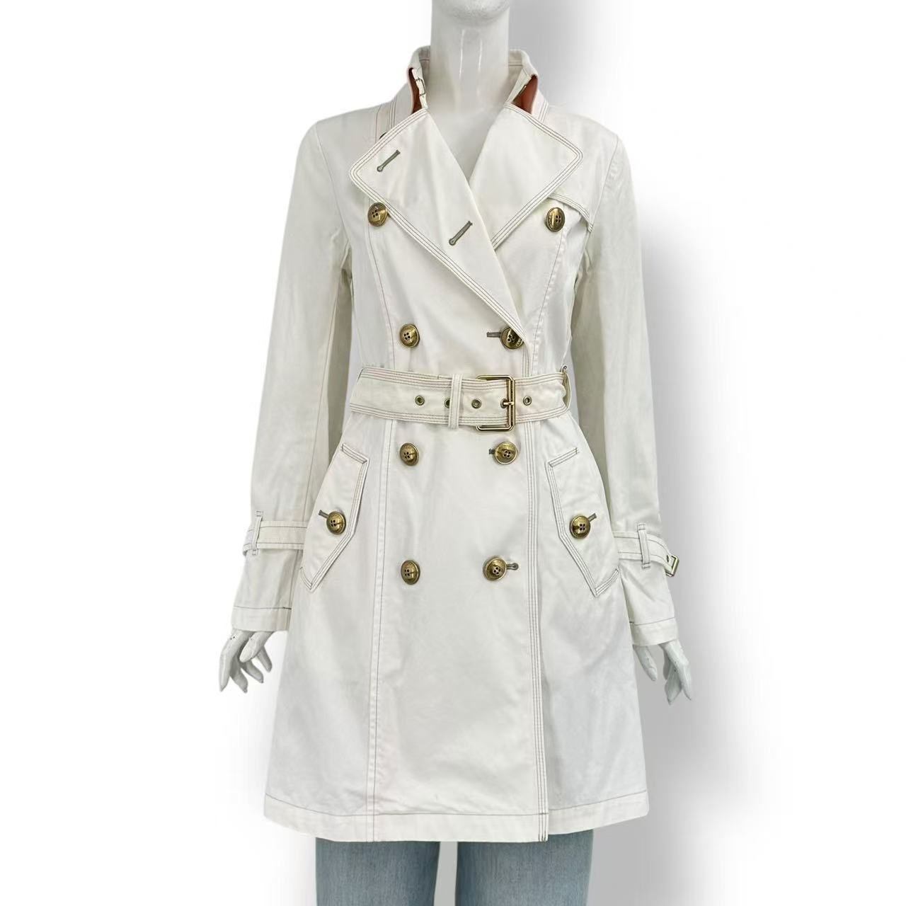 極美品 BURBERRY BLUE LABEL バーバリー トレンチコート ステンカラー厚地の外套 白いこと 大きさ38