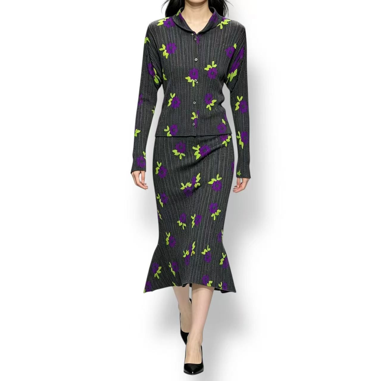極美品 ISSEY MIYAKE イッセイミヤケ PLEATS PLEASE 筋目プリーズ セットアップ トップス ジレー スコート 花柄 薄墨色 大きさ3