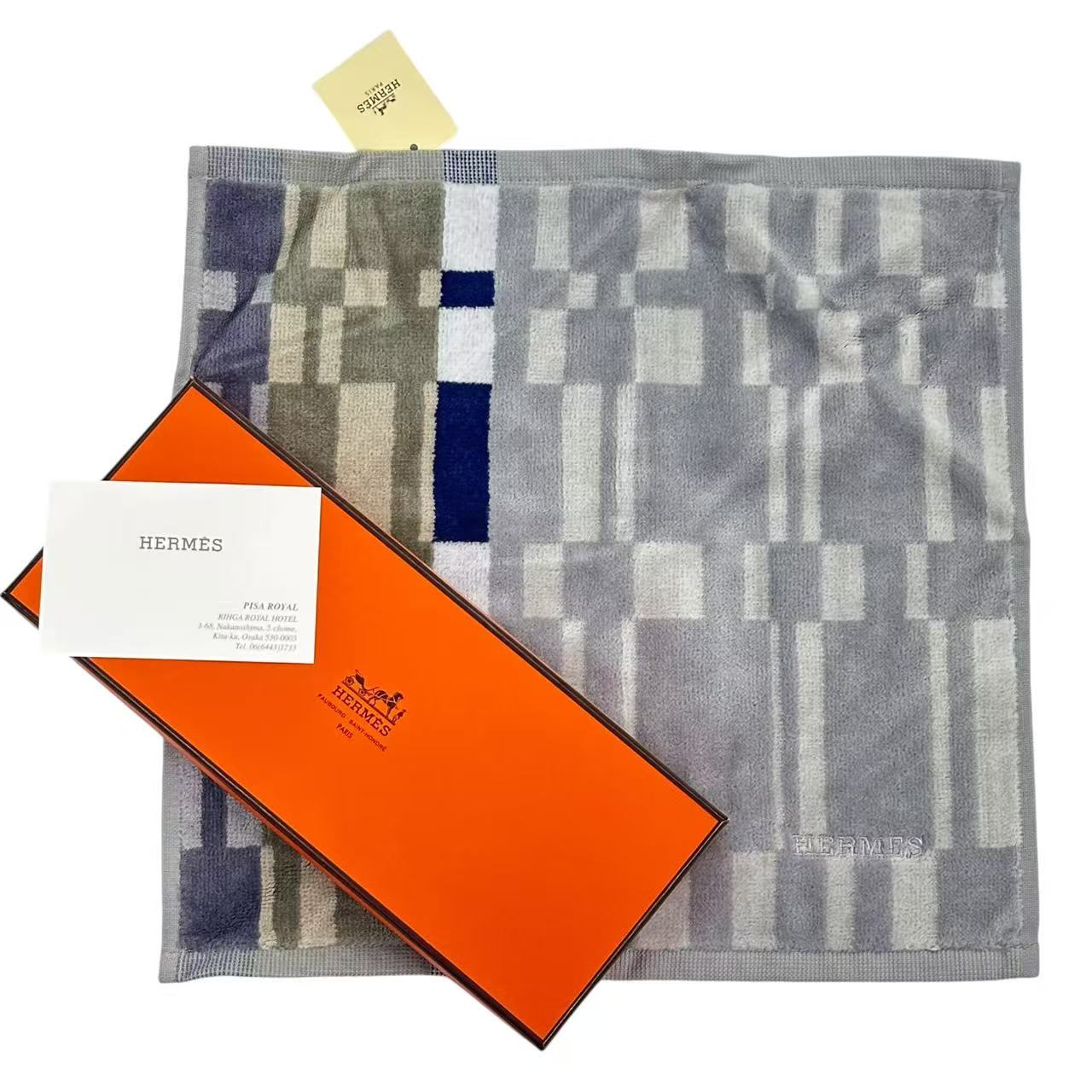 未当て嵌める品 HERMES エルメス 汗手拭い 刺・墸 ロゴタイプ 薄墨色