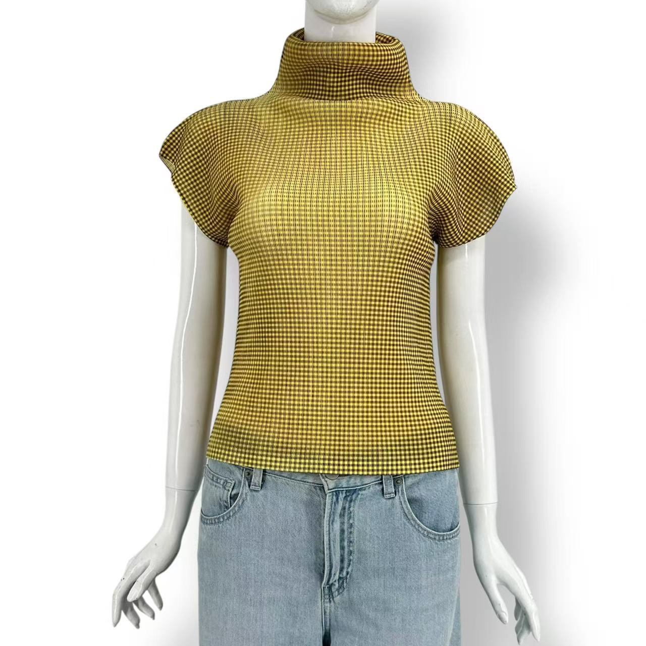 極美品 ISSEY MIYAKE イッセイミヤケ PLEATS PLEASE プリーツプリーズ カットソー チェック柄 イエロー サイズ3｜Tokyo Vintage Brand