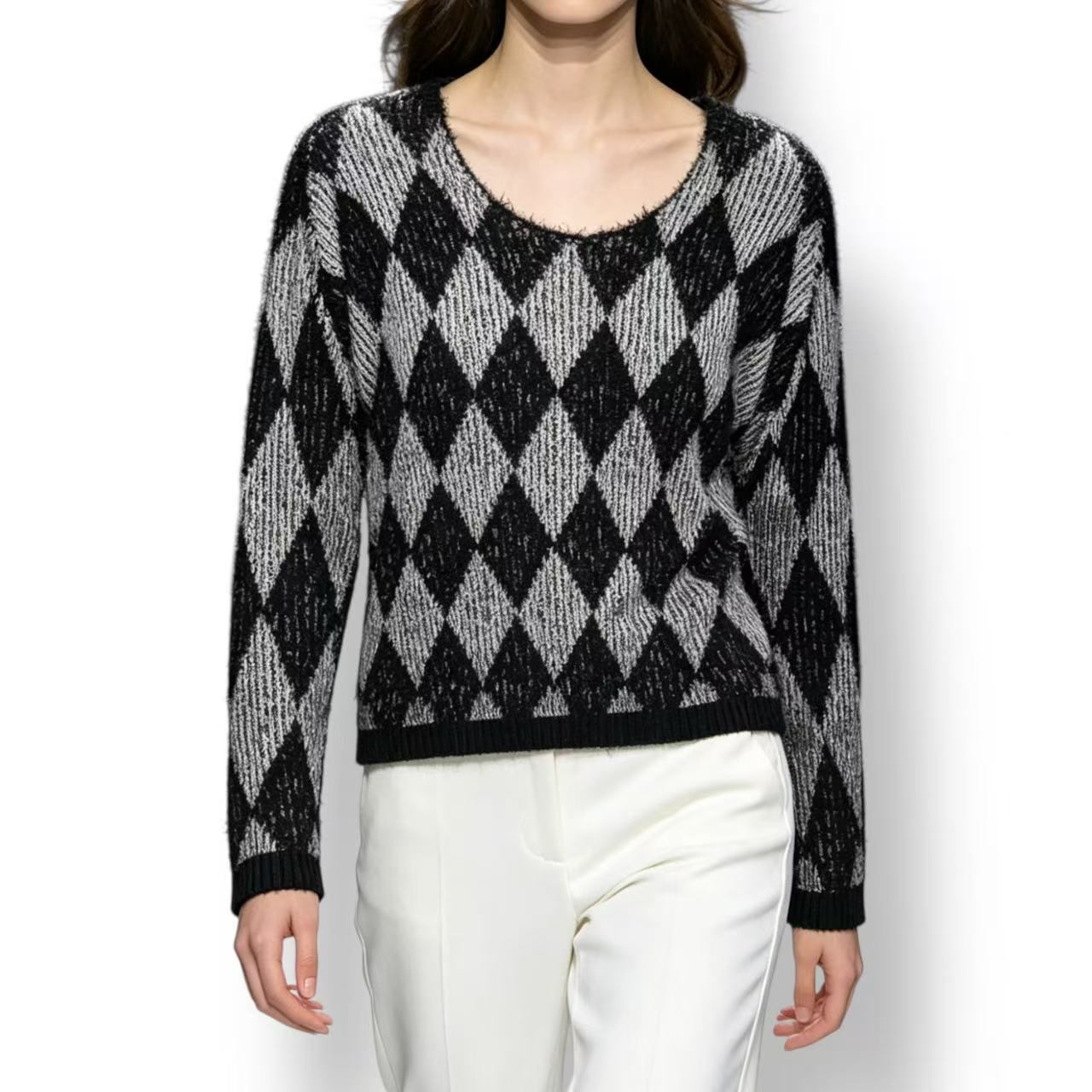 極美品 ISSEY MIYAKE イッセイミヤケ PLEATS PLEASE 筋目プリーズ シャギートップス カットソー 金剛石照合のしるし 黒いこと 大きさ4