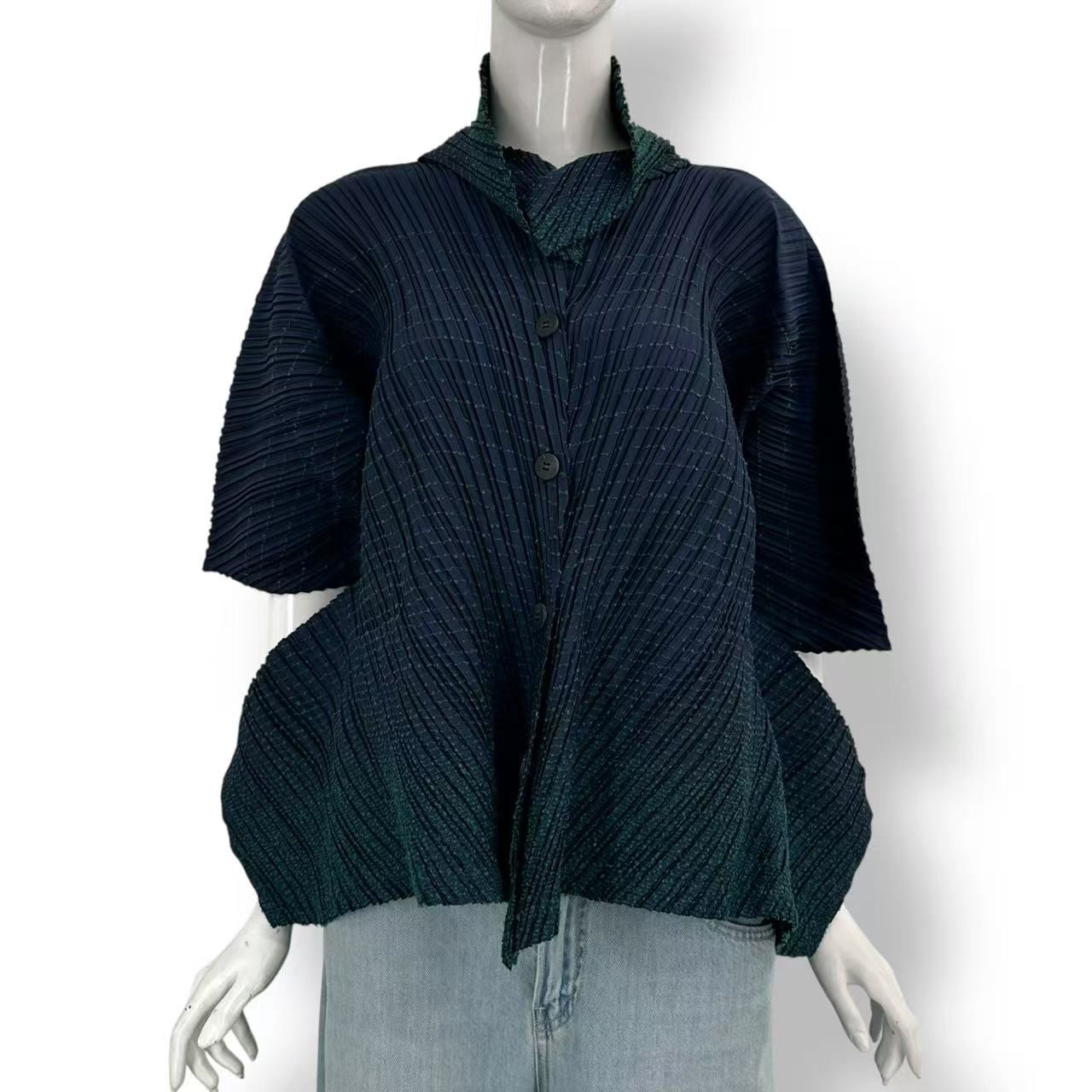 極美品 ISSEY MIYAKE イッセイミヤケ ジレー うつり変わり 米国海軍 大きさ2