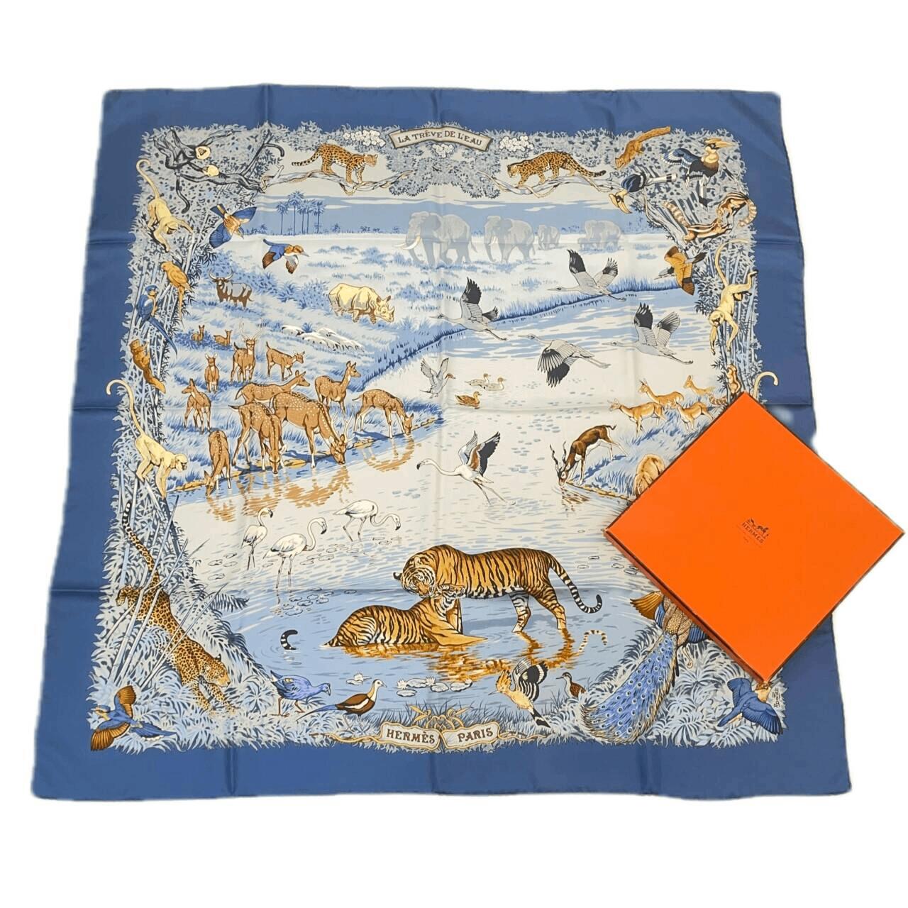 新品負けず劣らず 激レア HERMES エルメス カレ90  天使の都市 TREVE DE L EAU 水の停戦 青碧 絹地100％ えり巻き 箱付き添い人