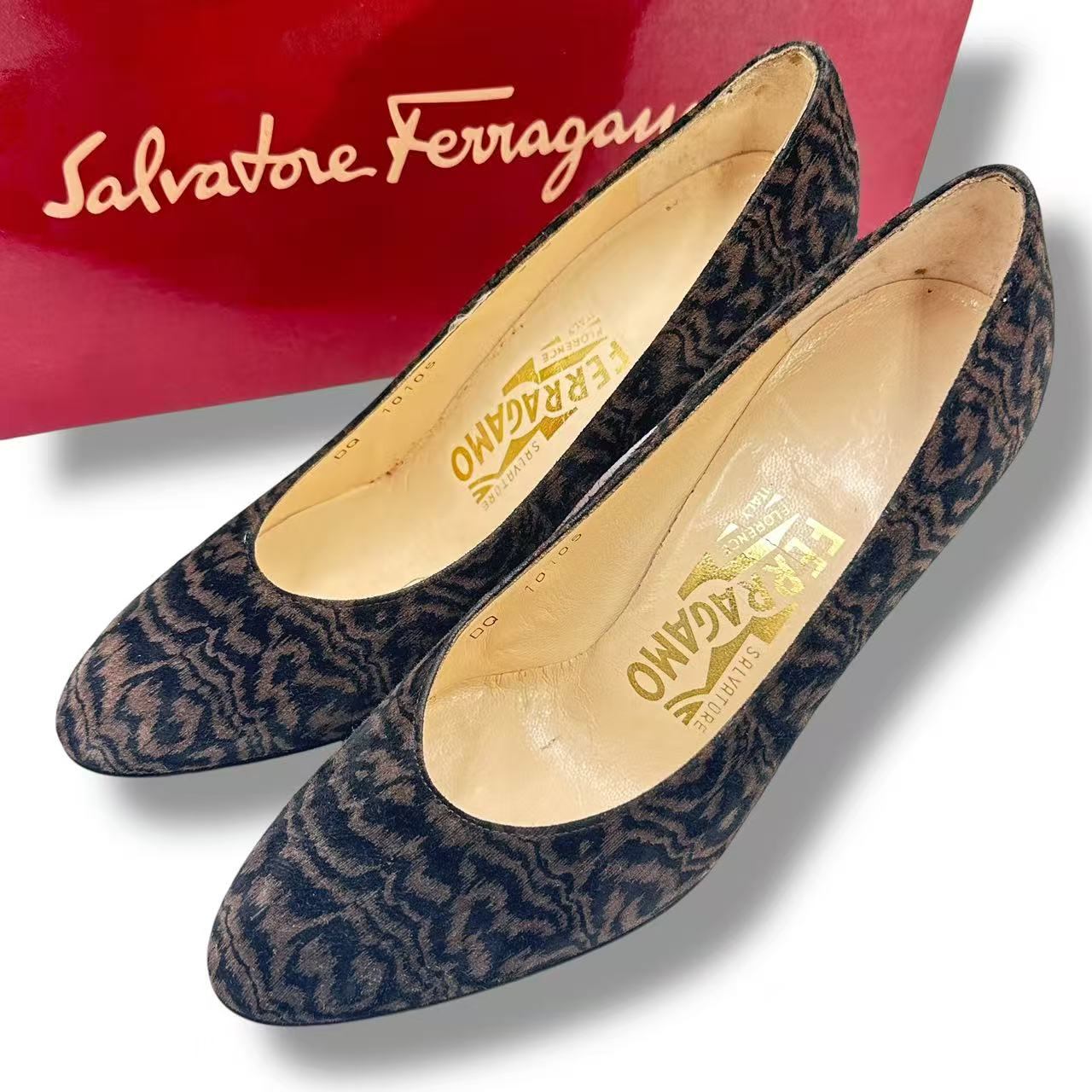 未使用品 Salvatore Ferragamo サルヴァトーレ・フェラガモ パンプス 本革 アニマル柄 ブラウン 箱付き｜Tokyo Vintage Brand