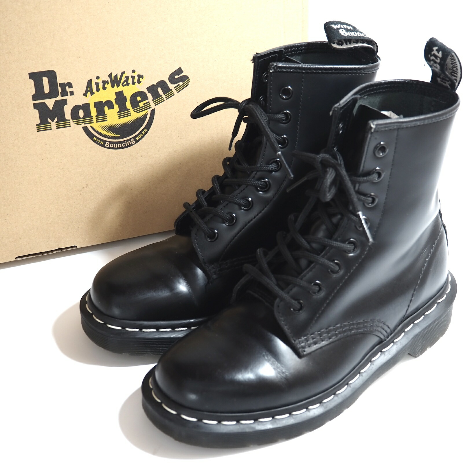 ドクターマーチン 8ホール　Dr.Martens EU37 uk4 23cm Dr.Martens ドクターマーチン WHITE WELT STITCH BLACK SMOOTH