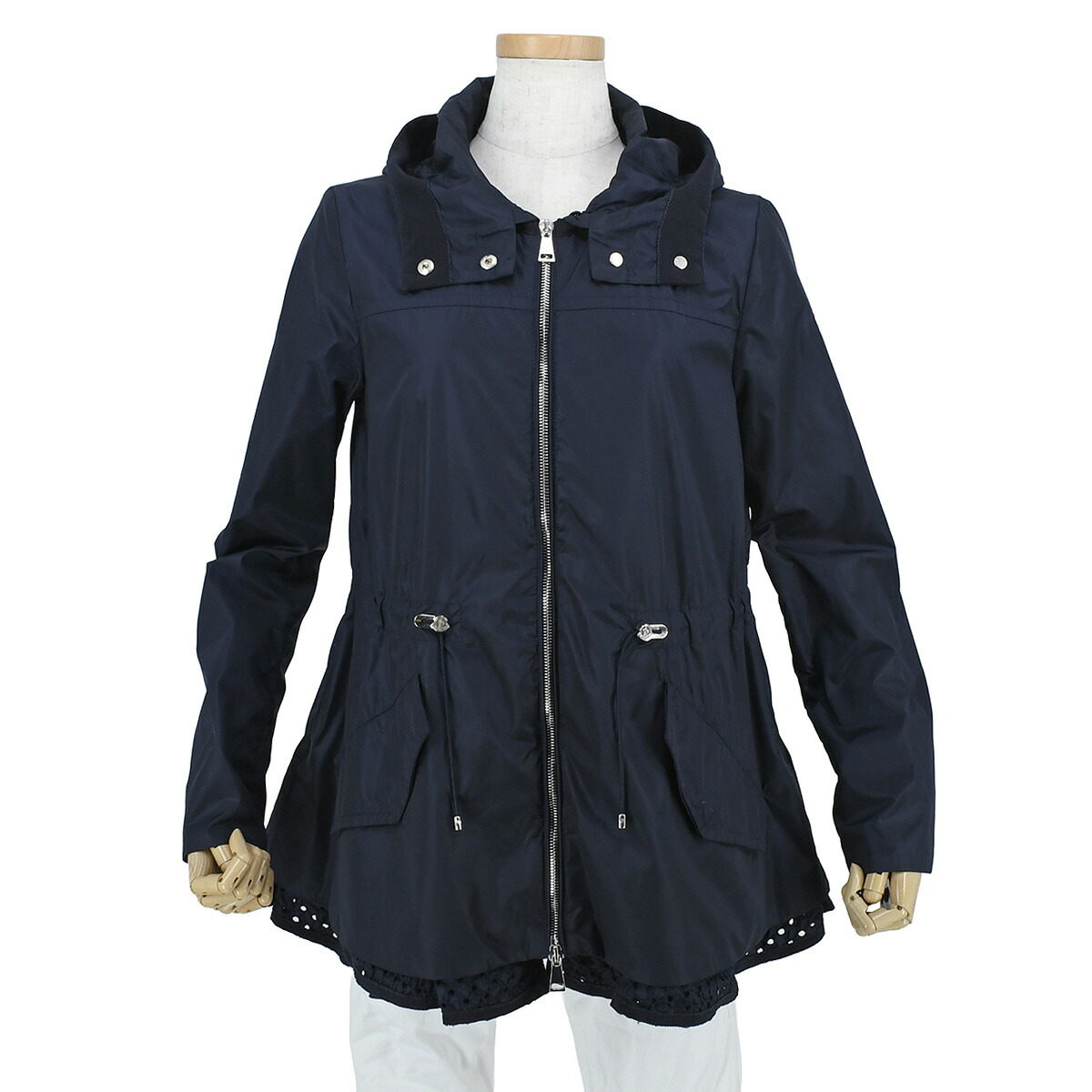 【クーポンでお得×さらにポイントUP】 モンクレール MONCLER ナイロン ジャケット ロータス フード フリル LOTUS GIUBBOTTO ロゴワッペン レディース ネイビー サイズ00 アウター 【中古】