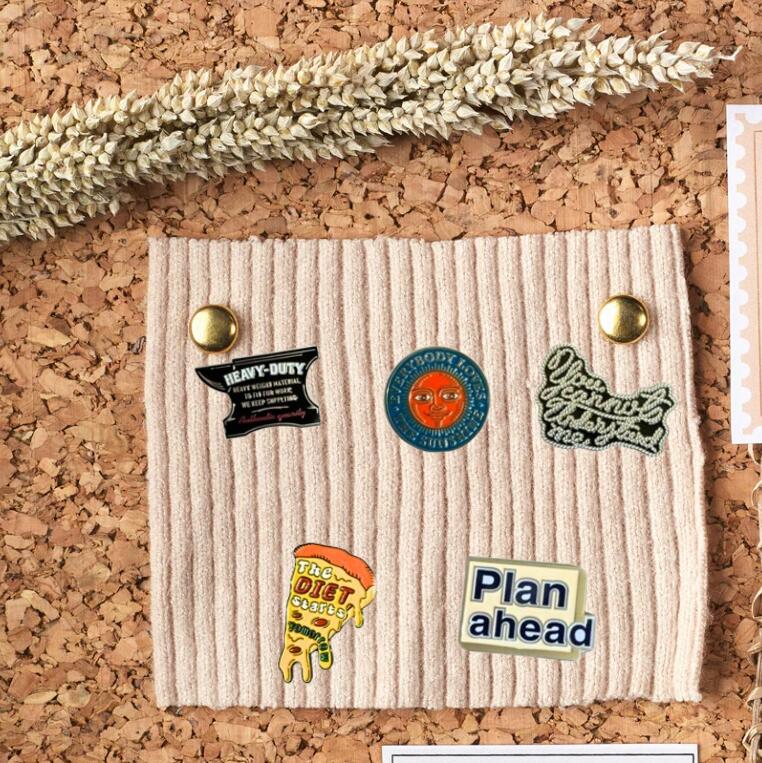 楽天市場】DULTON ピンバッジ Type DULTON Y-0782DB Y-0782DL Y-0782OL