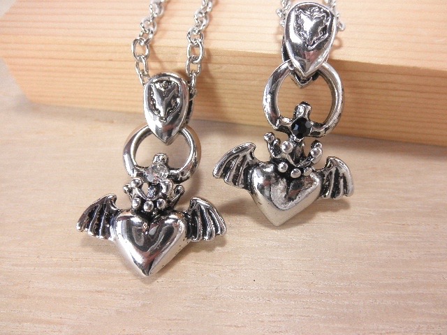 楽天市場 Angel Wing Necklace ストーン入りハートウイングネックレス エンジェルウィングネックレス 天使 エンジェル ハート ｔｏｍｉｎｅ