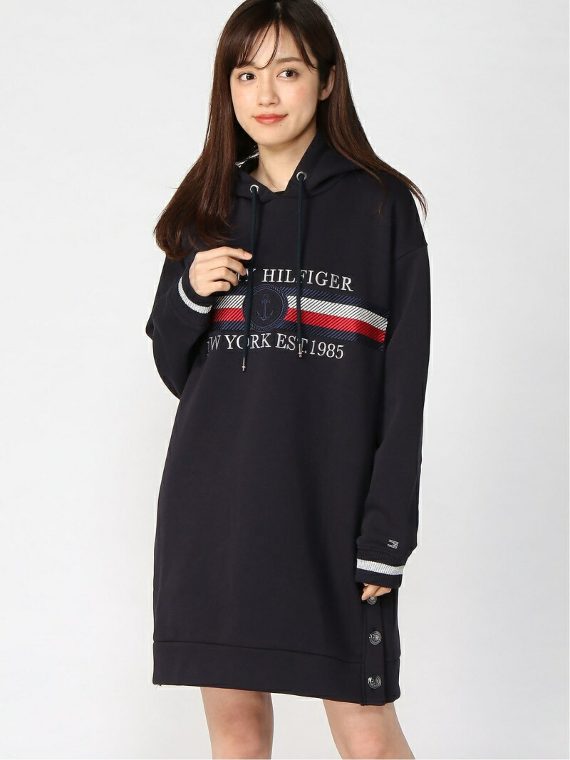 楽天市場 Sale 50 Off W Tommy Hilfiger トミーヒルフィガー ロゴパーカーワンピース Tommy Hilfiger トミーヒルフィガー ワンピース 長袖ワンピース ブラック ホワイト Rba E 送料無料 Rakuten Fashion Tommy Hilfiger