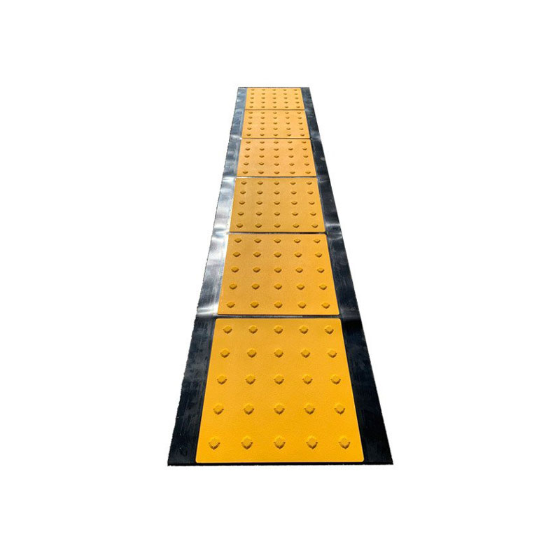 点字ブロック 点字マット (折畳み式) 300角 ポイント タイプ AR-0967 点字 パネル 点字タイル 6枚1列 アラオ|トモエモンT2020001042649