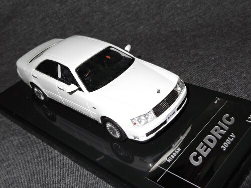 Hi-Story ハイストーリー 1/43 NISSAN セドリック 1991 Amazon | Hi-Story ハイストーリー 1/43 NISSAN 日産 Y32