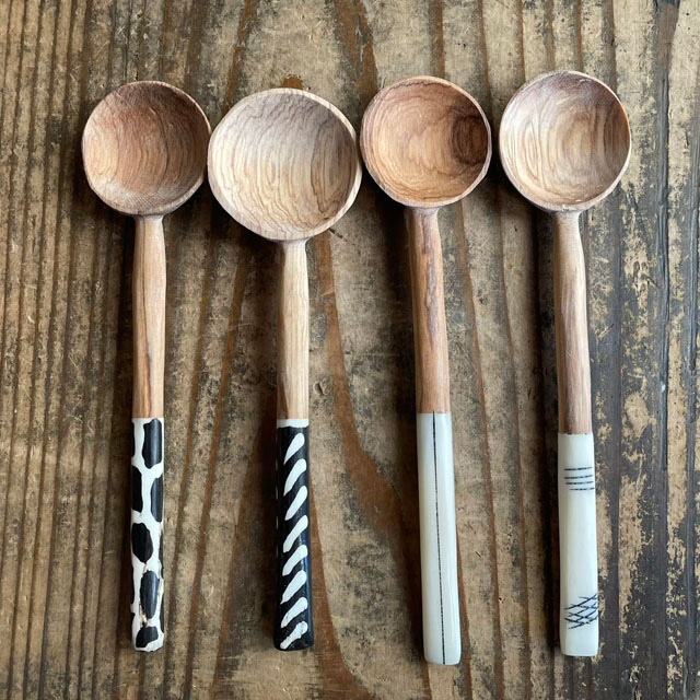 オリーブの木　ボウル　地平線の向こうを描く　約φ14cm オリーブの木 ボウル 地平線の向こうを描く 約φ14cm オリーブ木